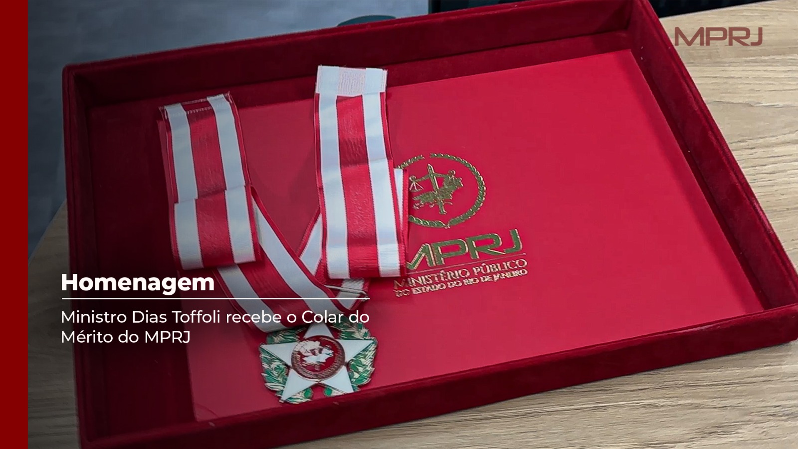 Imagem capa Ministro Dias Toffoli recebe o Colar do Mérito do MPRJ